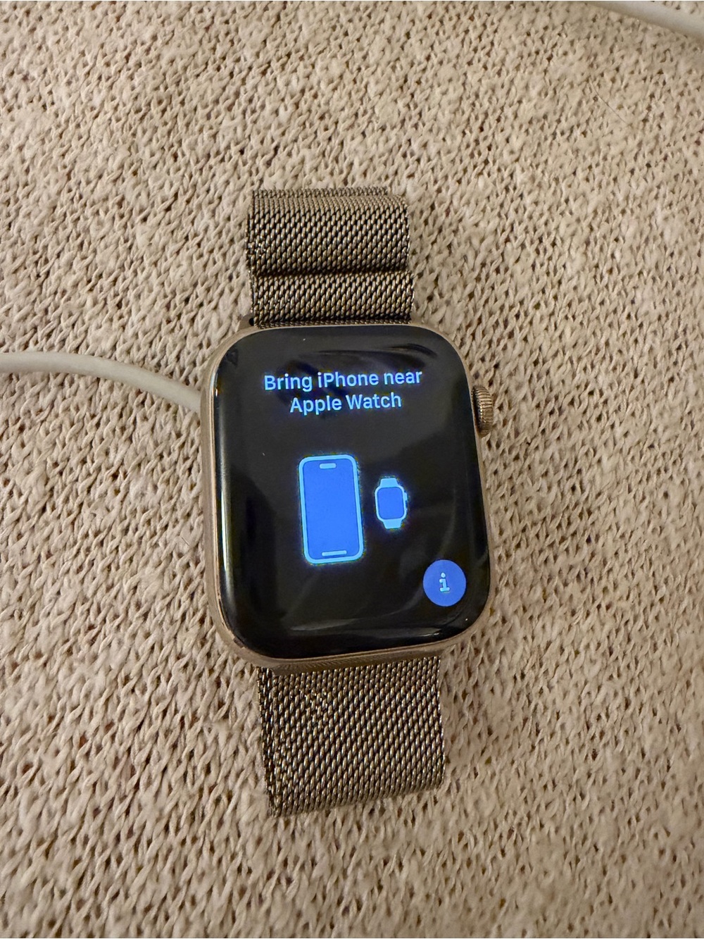 Gold Apple Watch 45mm Series 7 (GPS & Cellular) w Gold Mesh Milanese Loop Band